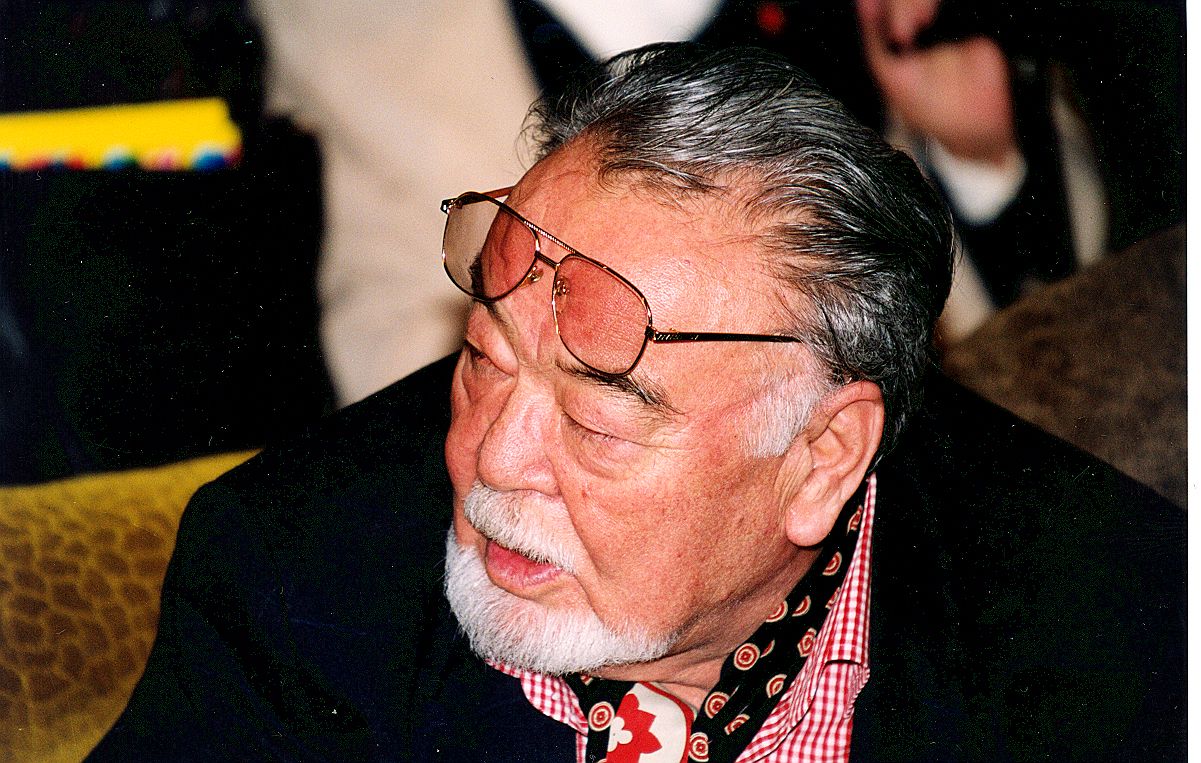 АШИМОВ (1).jpg