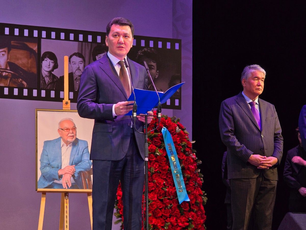 АШИМОВ (3).jpg