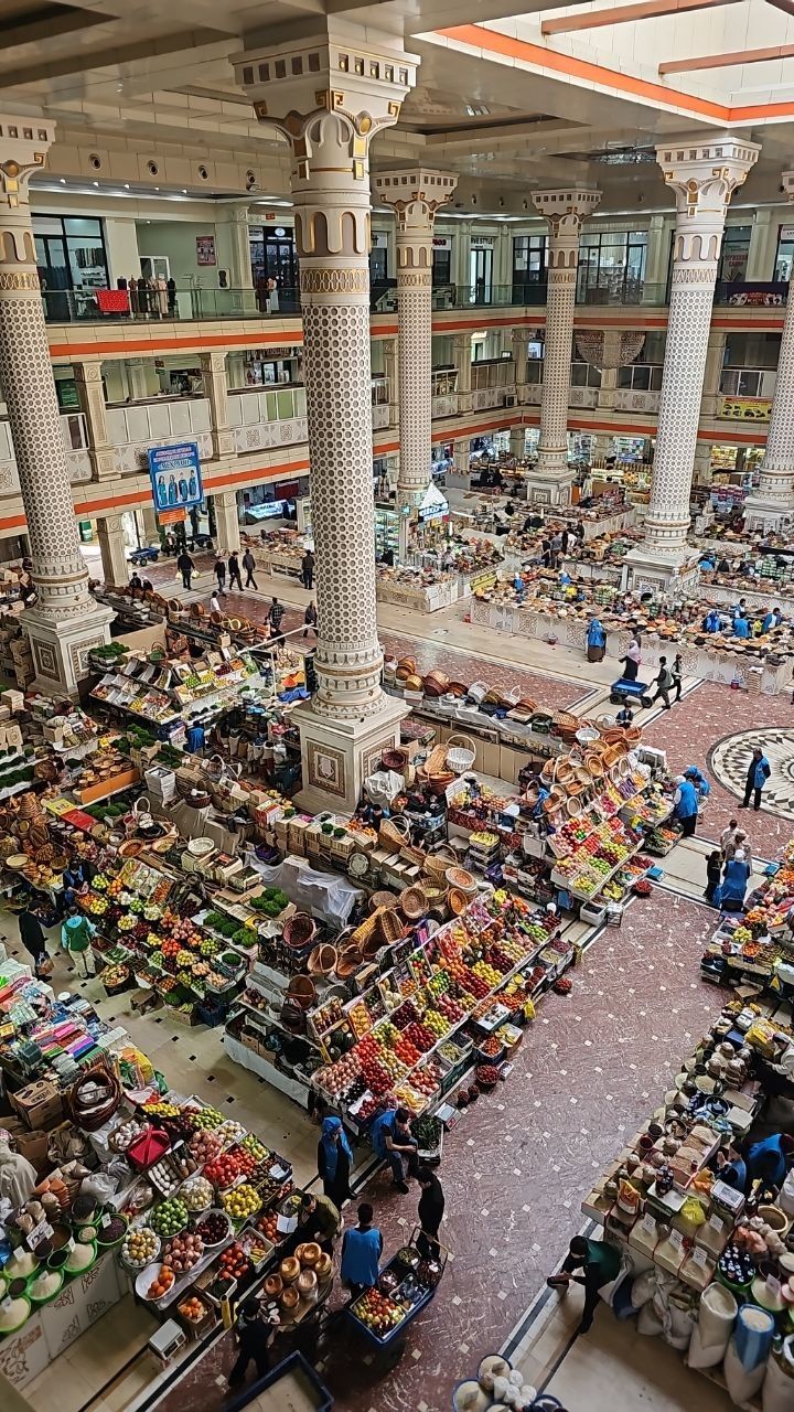 Душанбе Рынок Мехргон 3.jpg