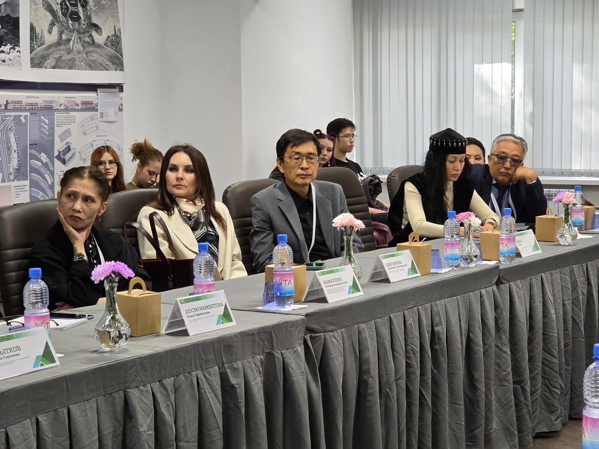 Каспийский форум (2).jpg