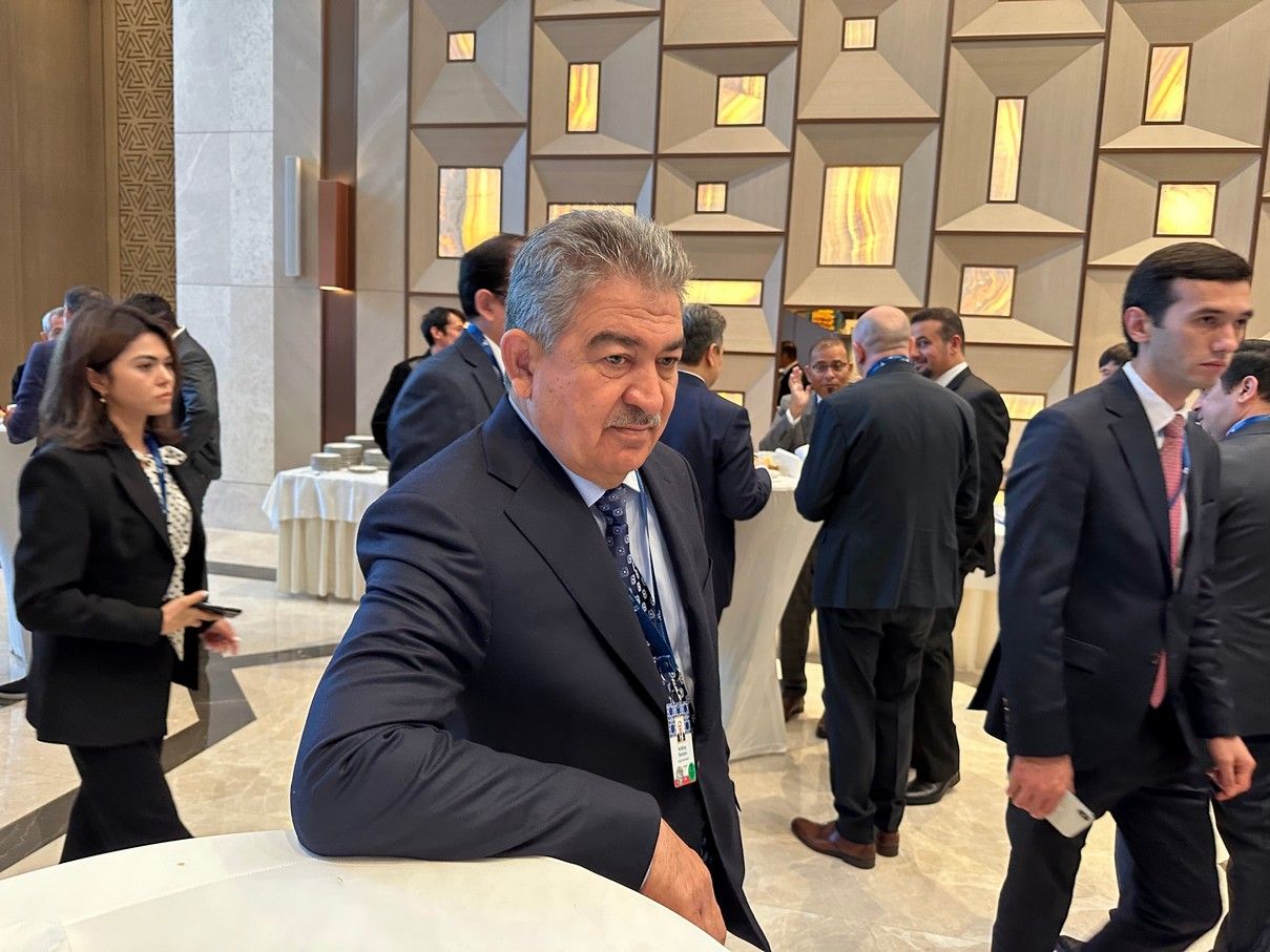 Конырова--заместитель премьер-министра Узбекистана Ашилбай Раматов. Фото Кульпаш Коныровой .jpg