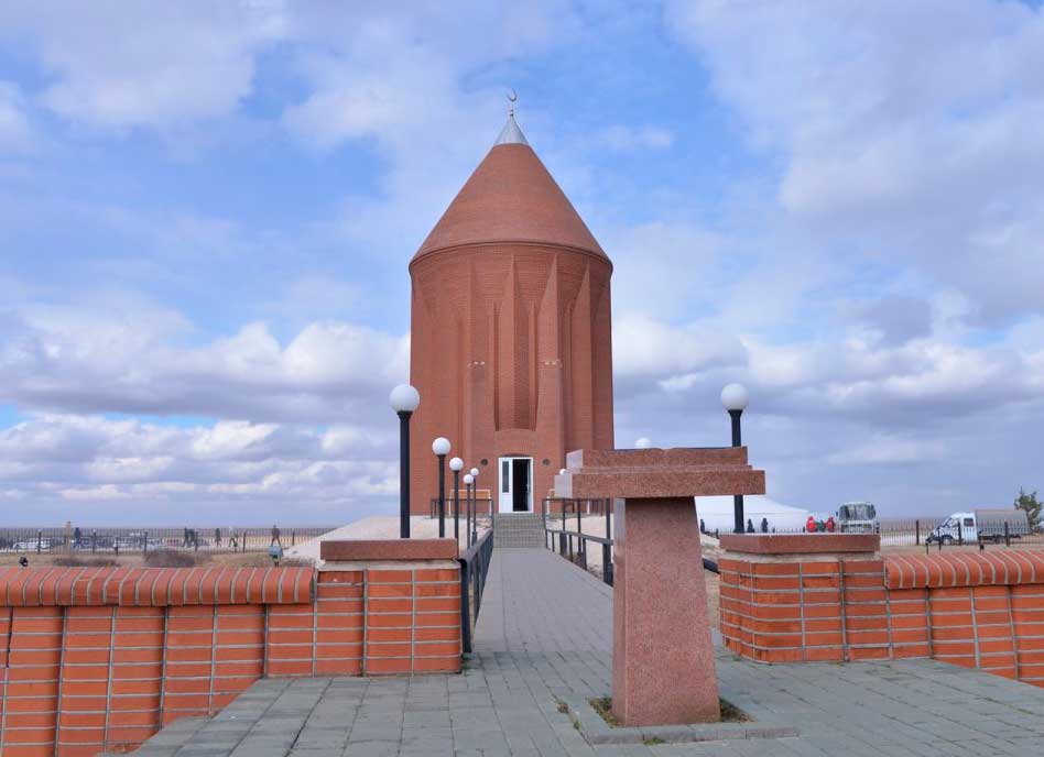 Мавзолей Кабанбай батыра.peg.jpeg