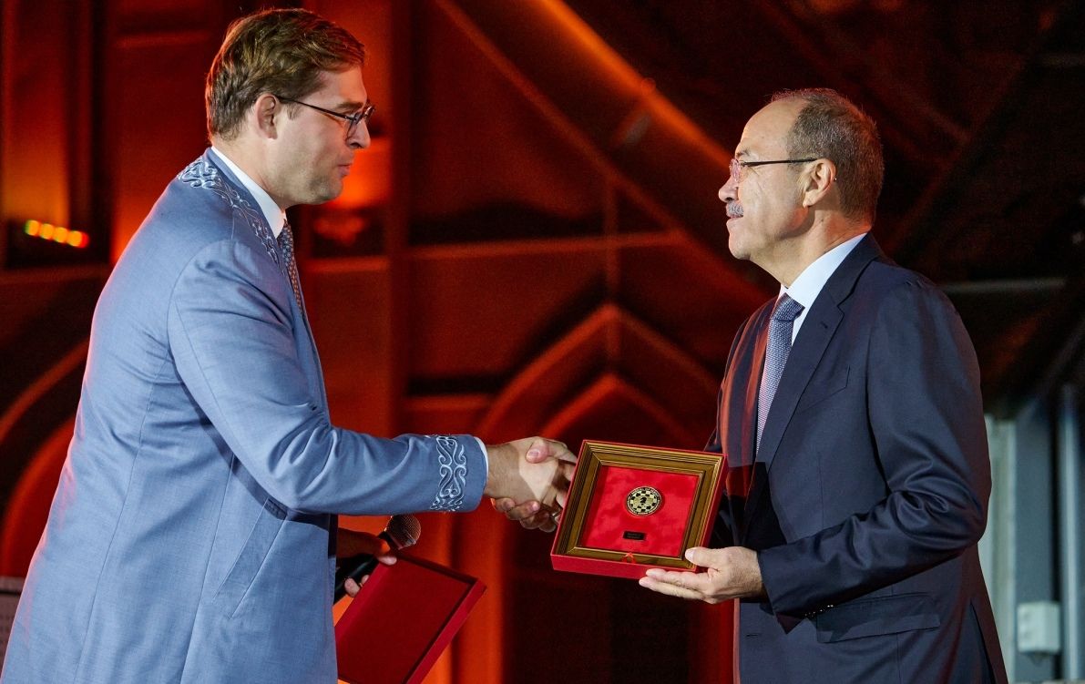 Olympiad-Closing-Tur.jpg
