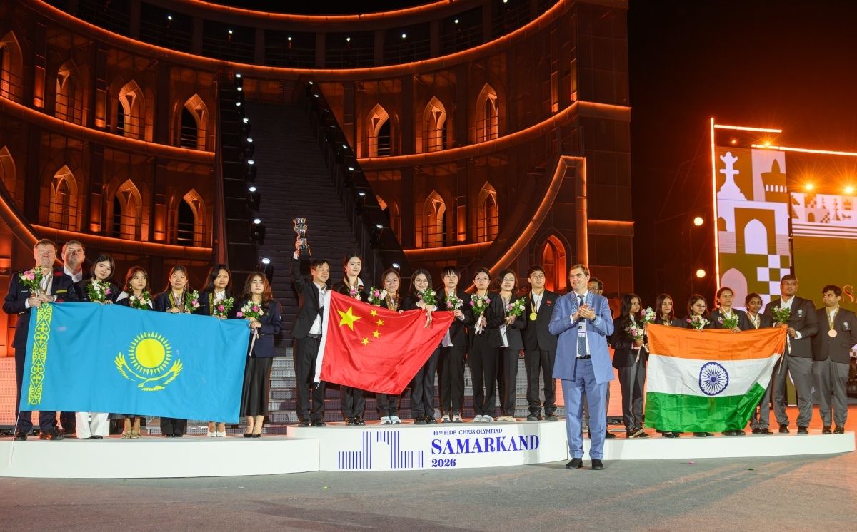 Olympiad-Closing-Wom.jpg