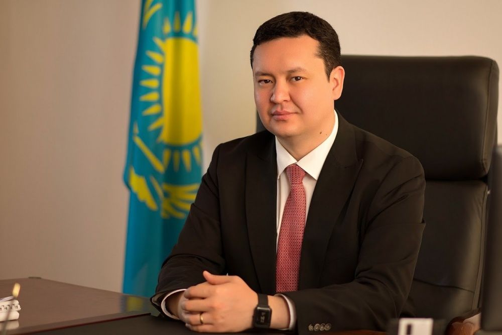 Олжас Абишев.jpg