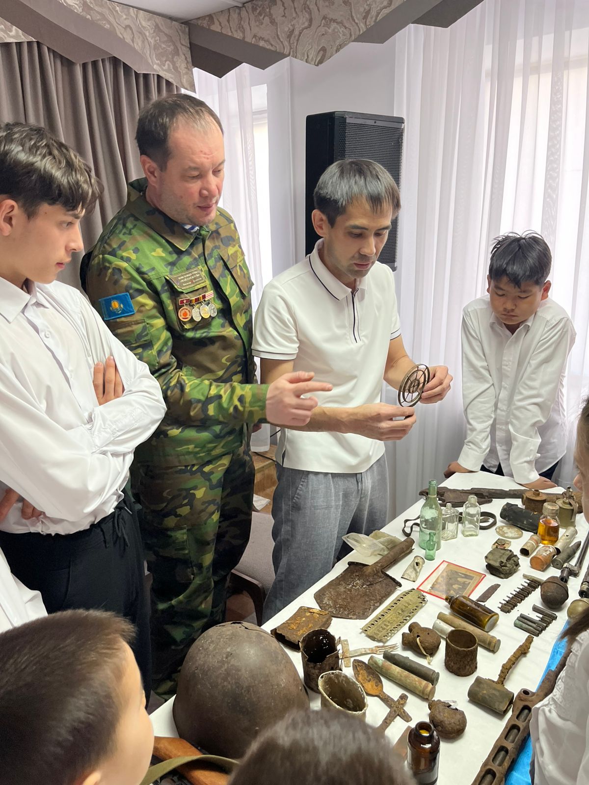 Попова поисковики (1).jpg
