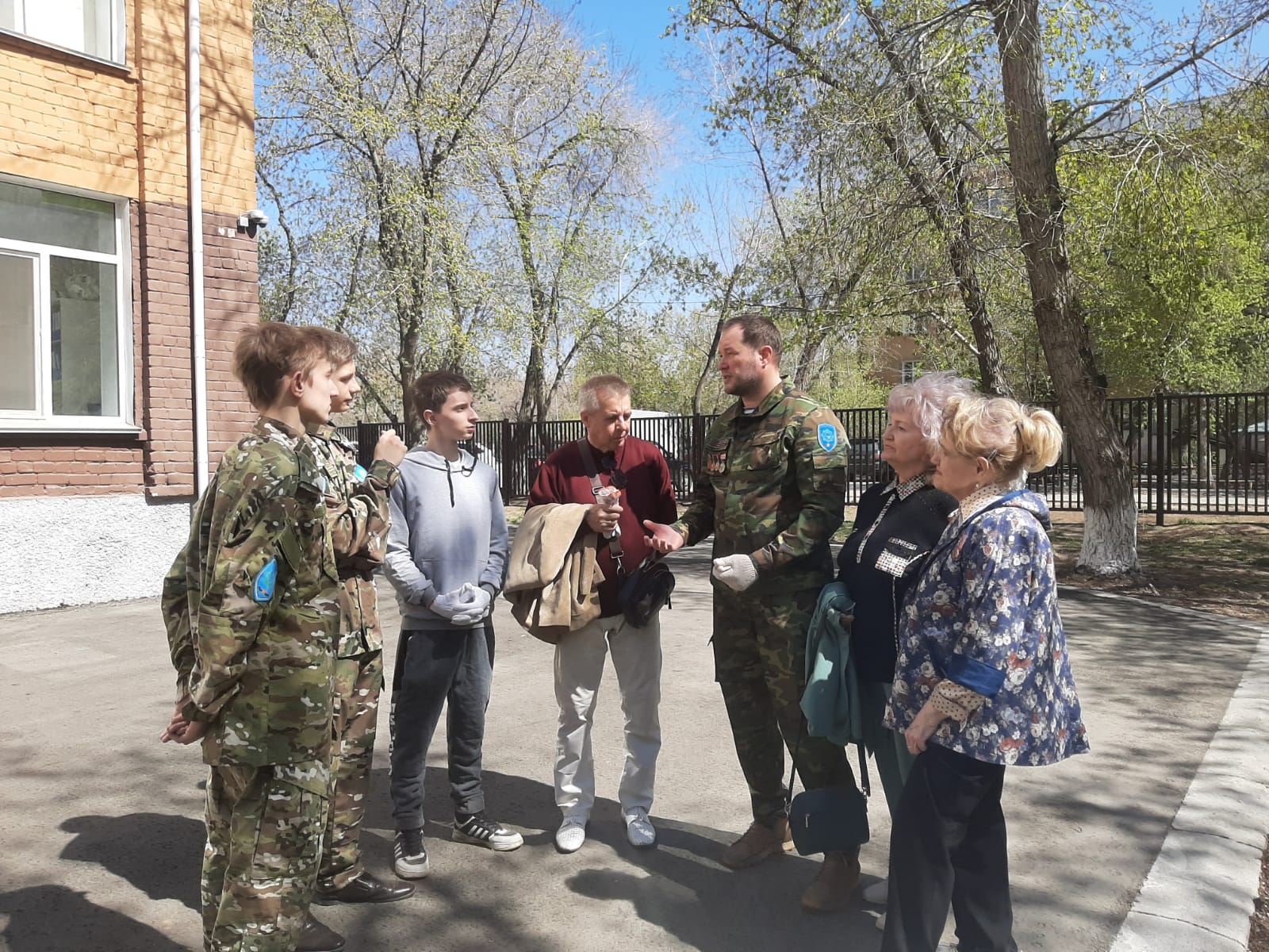 Попова поисковики (2).jpg