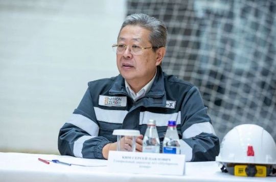 Шубаркуль директор Ким.jpg