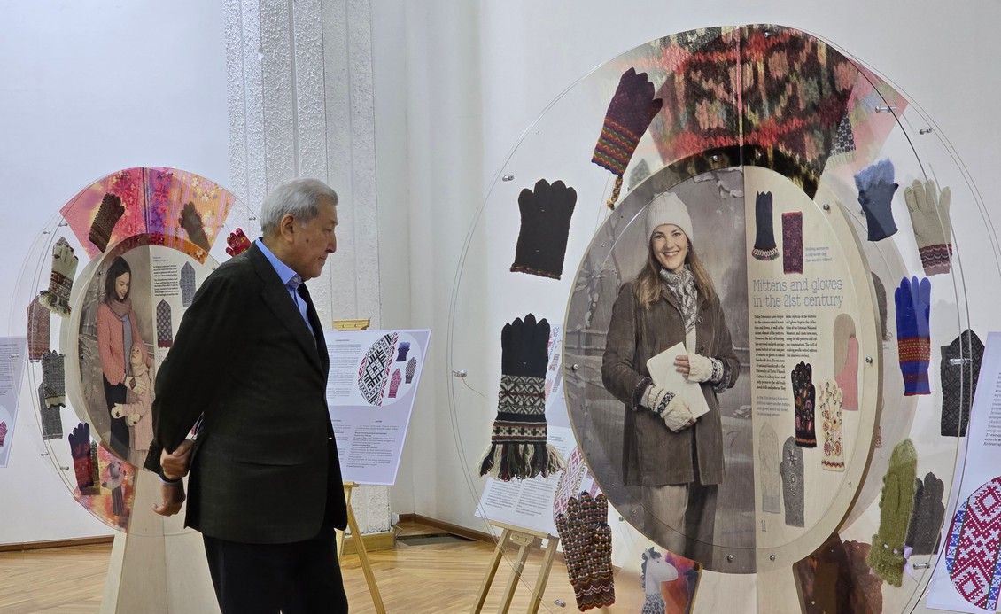 Зорина   Эстония варежки (3).jpg