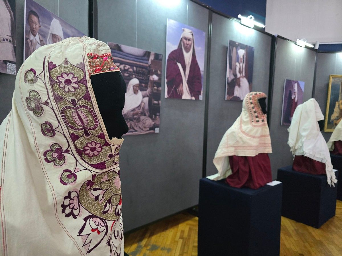 Зорина костюмы (2).jpg