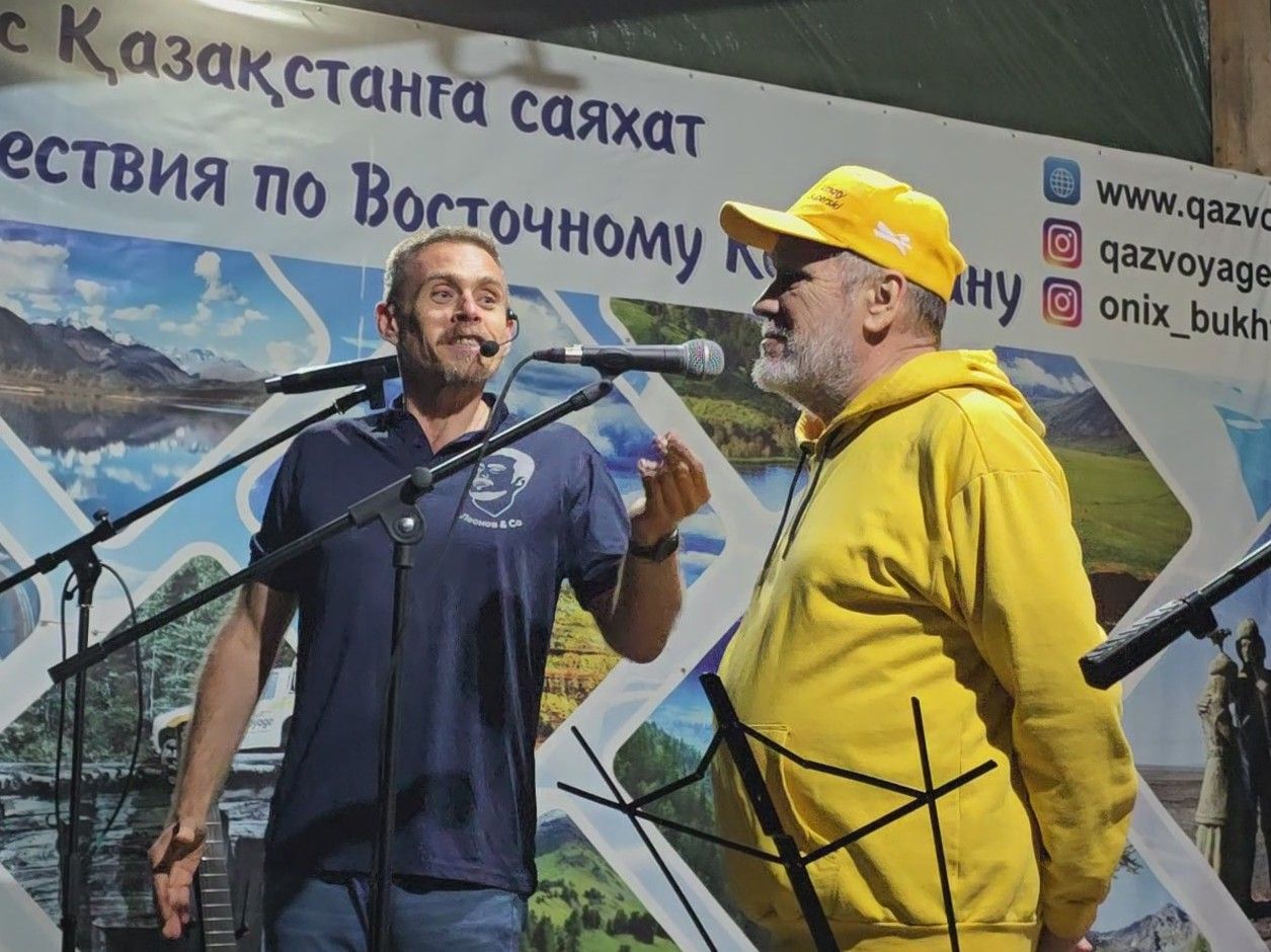 барды1 Евгений Леонов и Евгений Зинин.jpg
