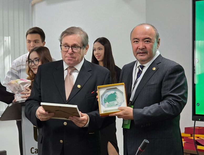 каспий_КОЗЛОВ    (1).jpg