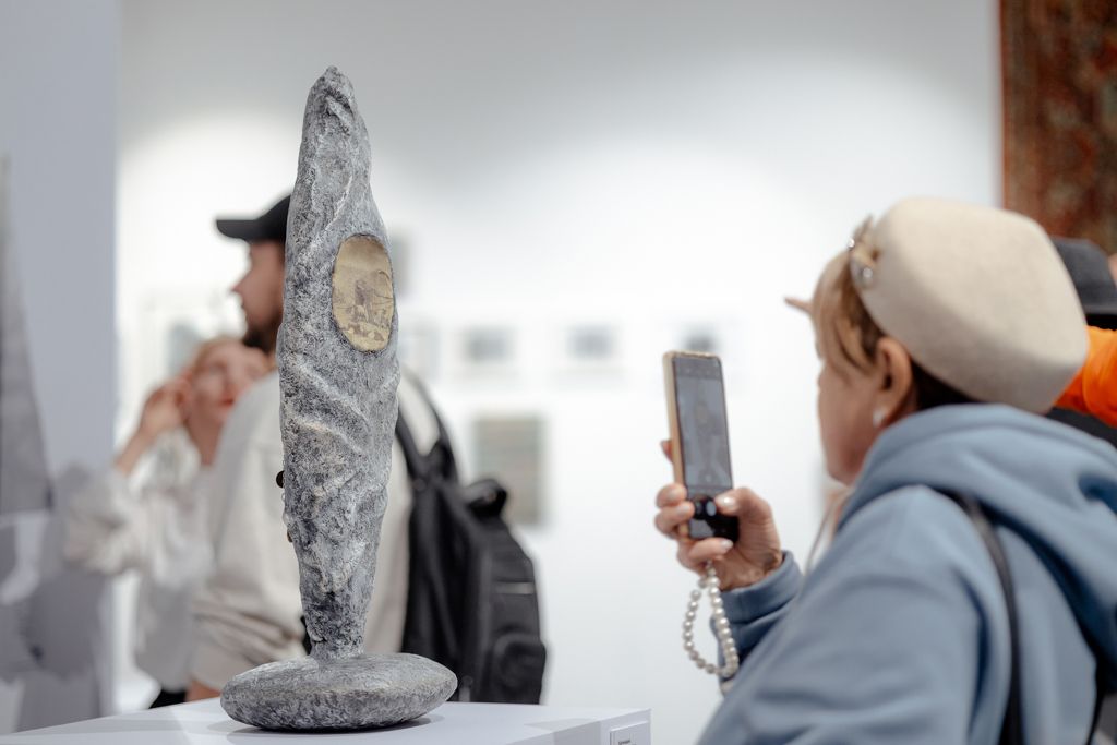 выставка Тохтабакиев (8).jpg